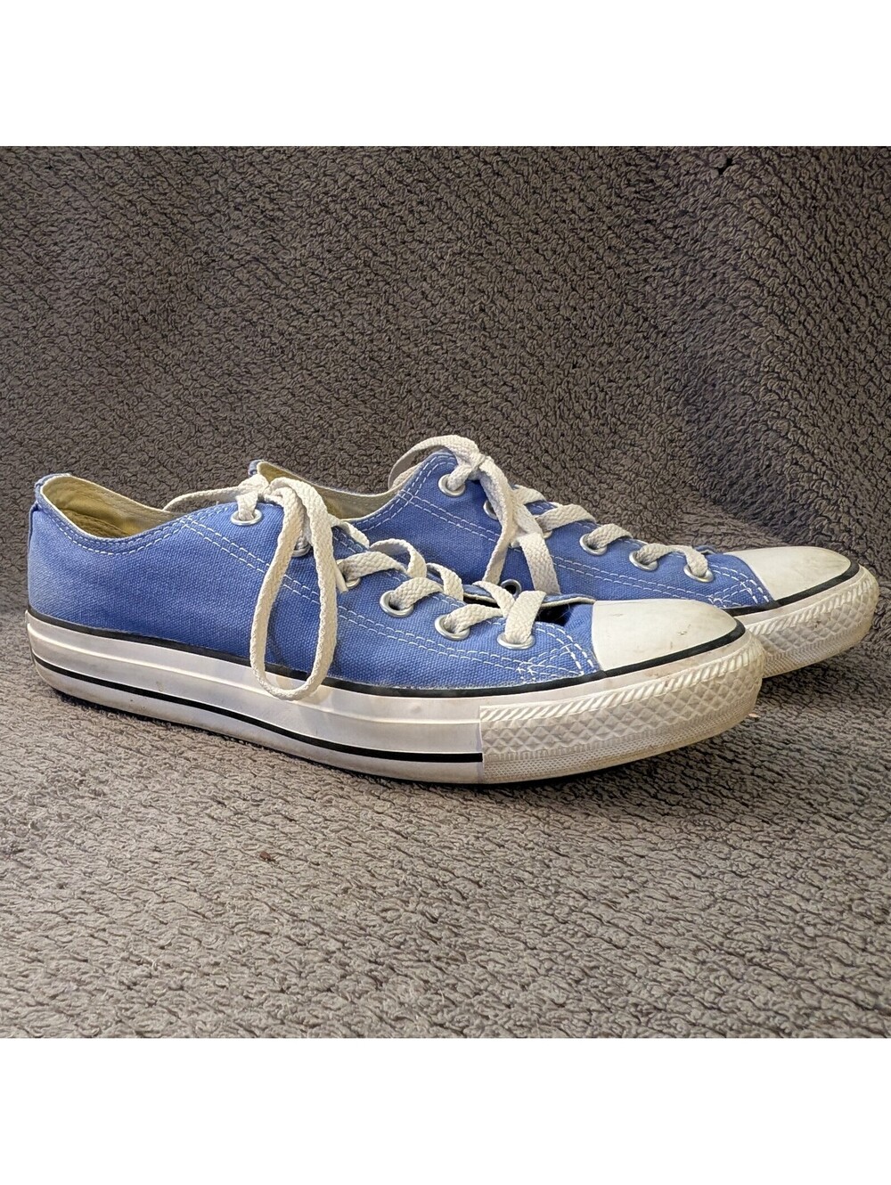 Converse Chuck Taylor All Star Low Top Blue Canvas Sneakers Men's 6 Women's 8